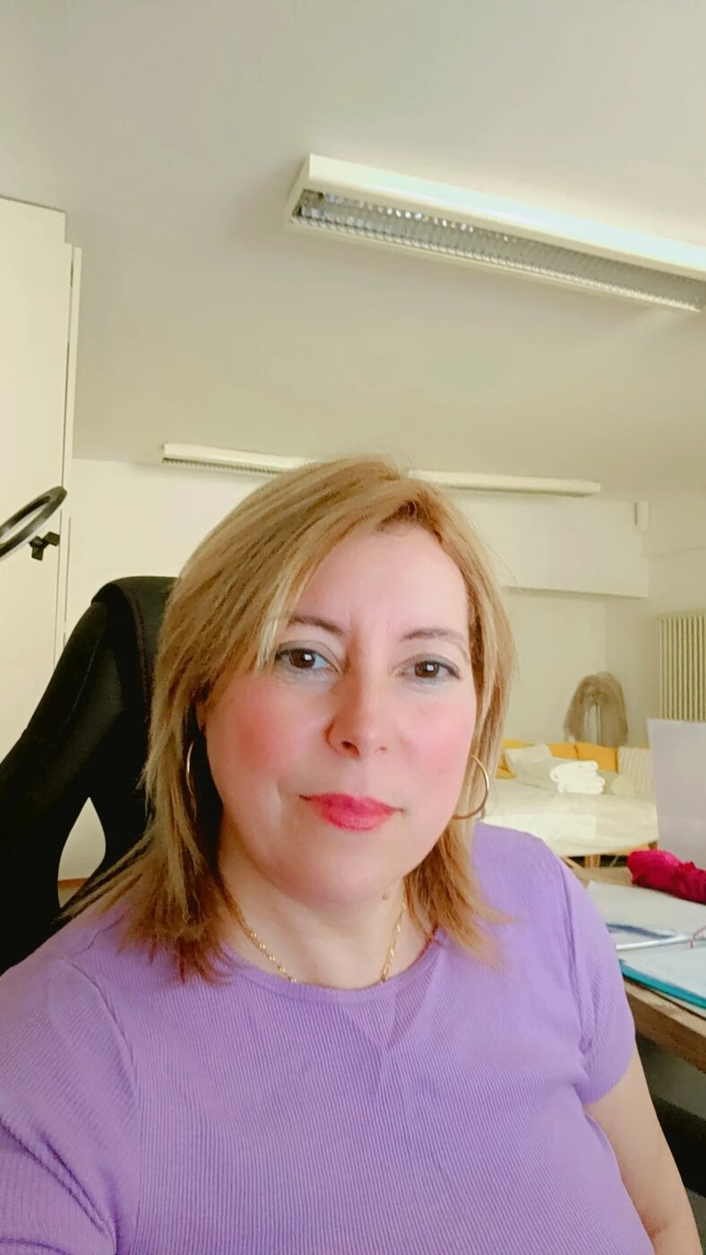 Portrait d’Afaf Cherif, thérapeute agréée asca
